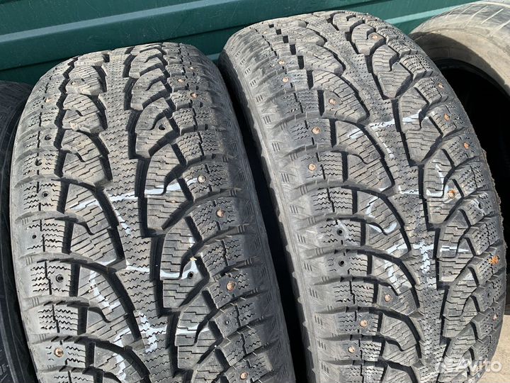 Hankook AM06 235/55 R17