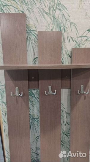 Вешалка в прихожую