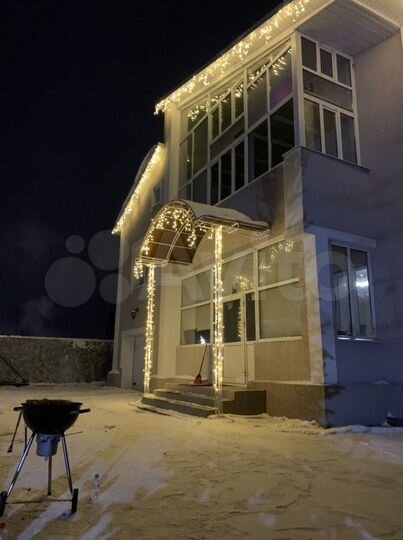 Коттедж 440 м² на участке 18 сот.