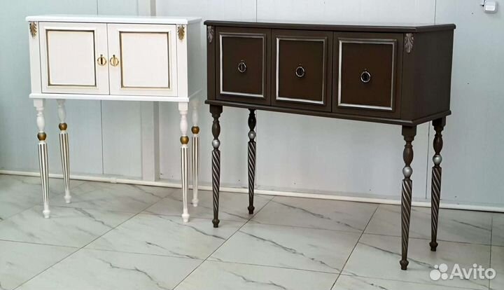 Консольный столик из массива