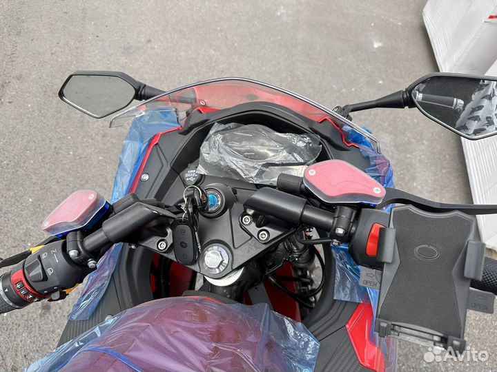 Электромотоцикл panigale ducati