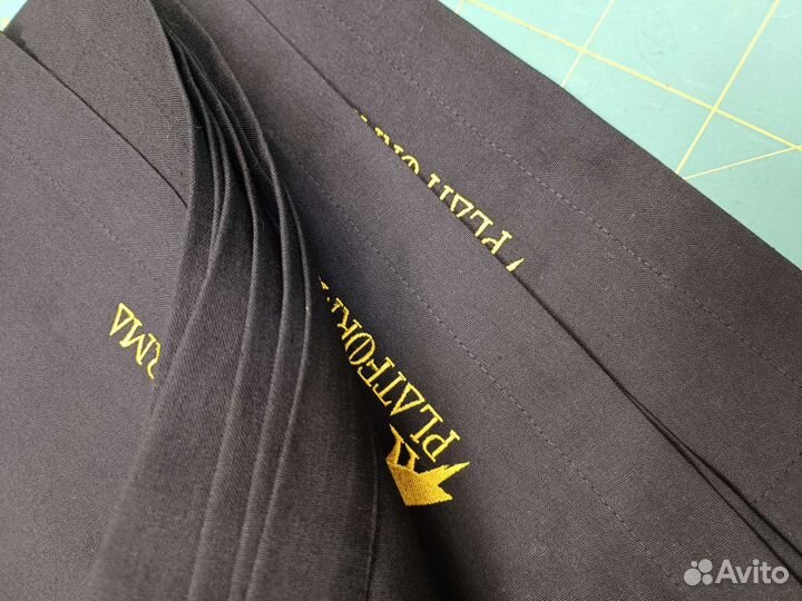 Салфетка на стол с вышивкой