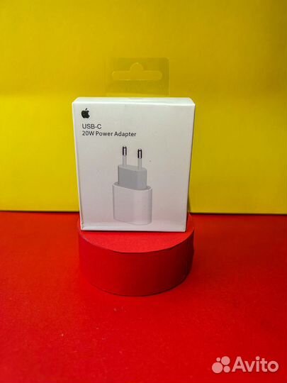 Адаптер питания USB-C мощностью 20 Вт
