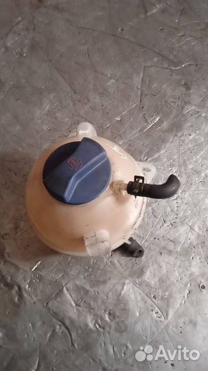 Бачок расширительный Audi A3 8L 1998