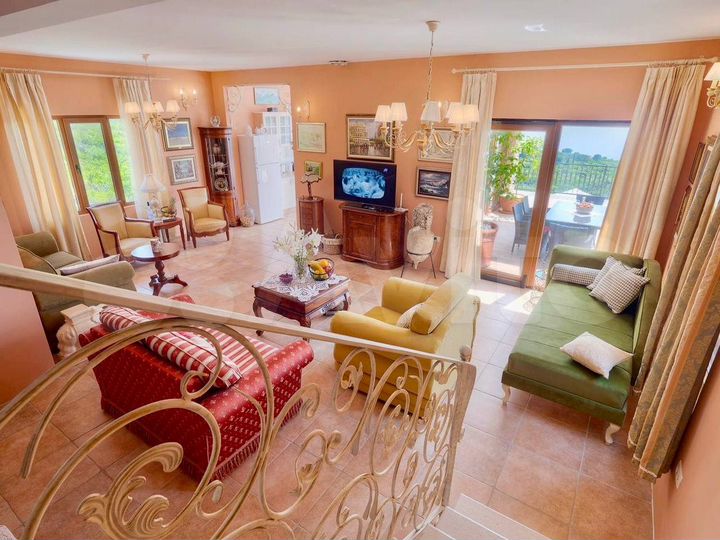 Дом 300 м² на участке 860 м² (Черногория)