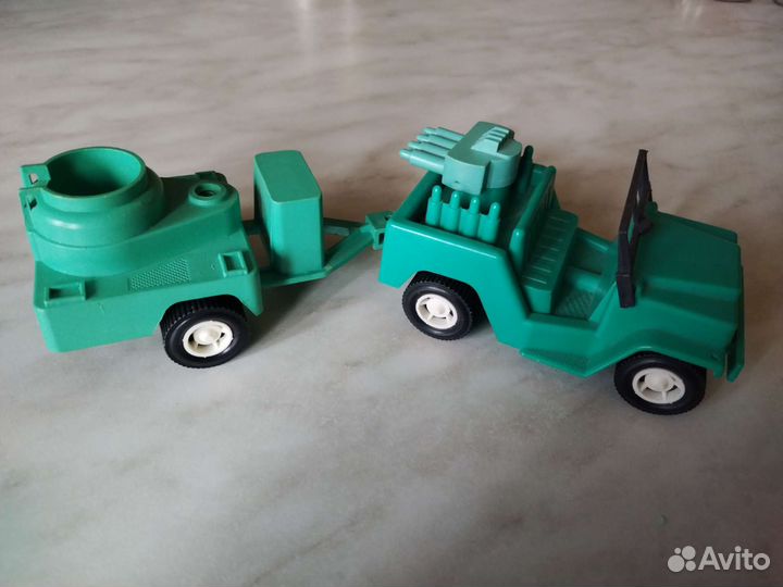 Машинки СССР, пластик, военные