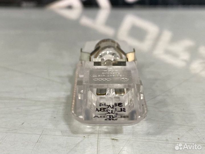 Плафон салона Audi A8 D3 BFM 2005