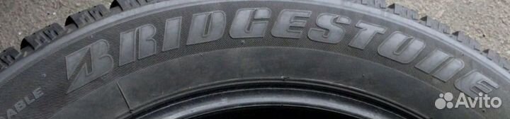 Bridgestone Ice Cruiser 7000 215/60 R17