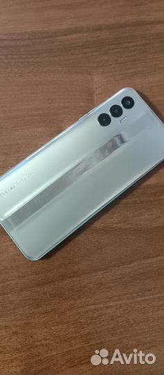 TECNO Pova 3, 6/128 ГБ