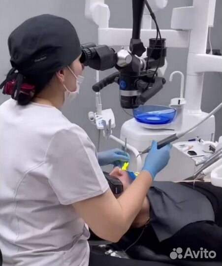 Стоматолог терапевт