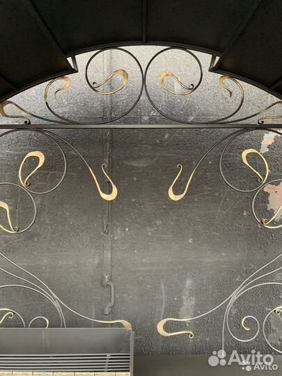 Мангал кованый с крышей