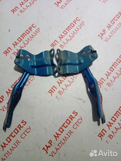 Петля капота передняя Mazda 3 Bl хетчбек PE 2.0