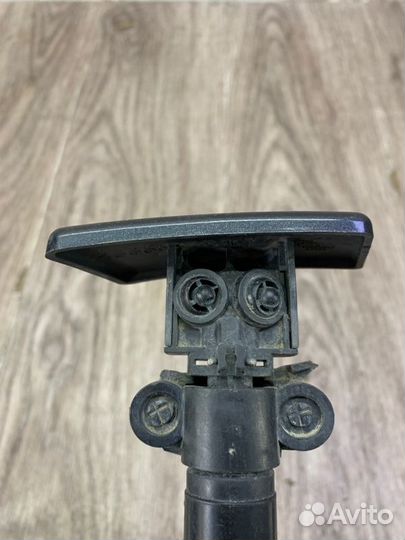 Форсунка омывателя фар передняя левая Opel Antara