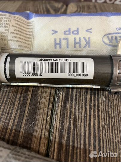 Шторка безопасности левая Kia quoris 3.8