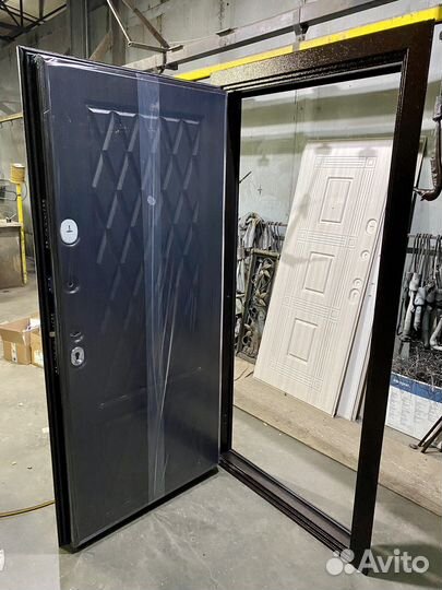 Дверь входная