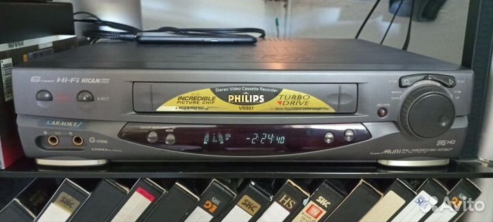 Видеомагнитофон hi fi стерео Philips VR997