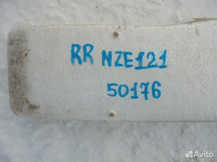 Пенопласт в бампер задний Toyota Corolla Fielder