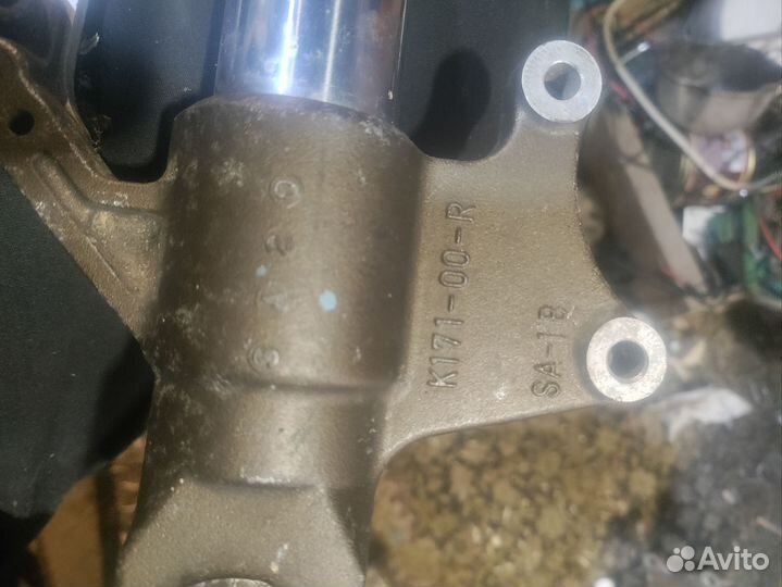 Перо вилки (Амортизатора) Kawasaki Z1000