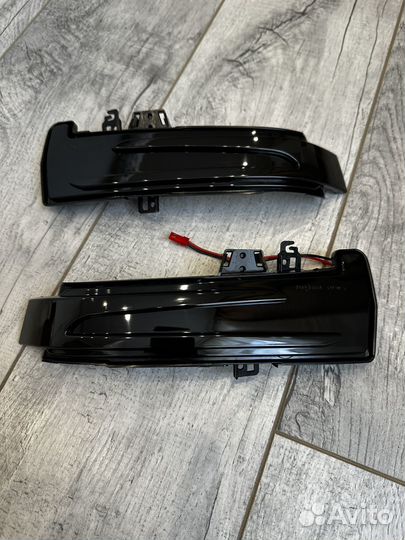 Динамические поворотники Mercedes w204/212/176