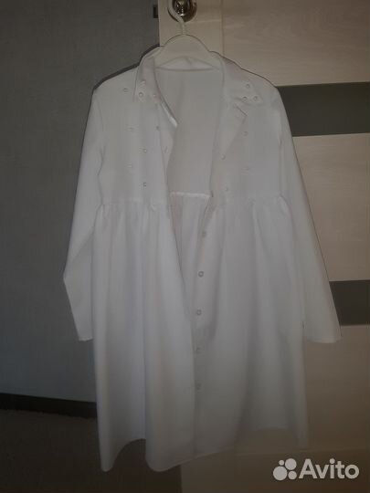 Платье белое