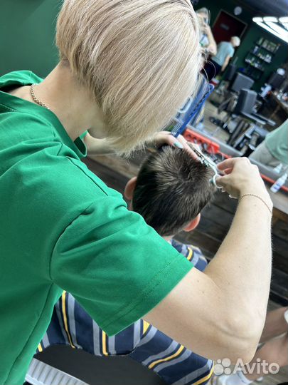 Бесплатные мужские стрижки и бритье