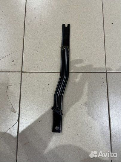 Крепления акб Bmw X1 E84