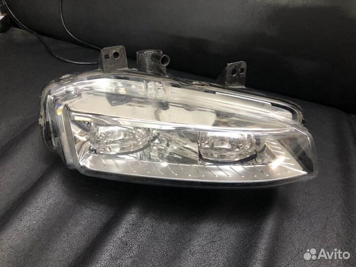 Противотуманная фара land rover Evoque