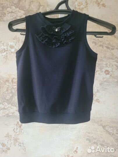 Жилетка школьная новая 134 Остин