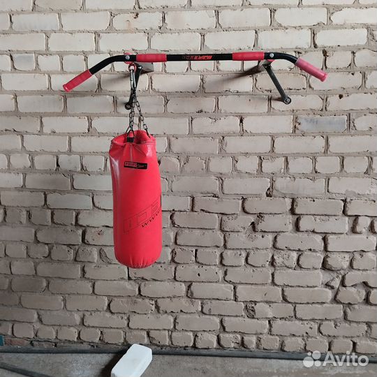 Турник настенный детский