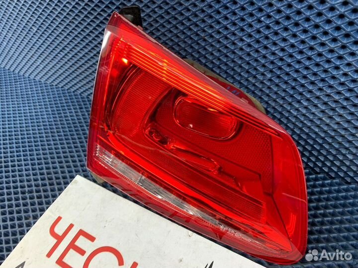 Фонарь задний левый внутренний VW Touareg NF