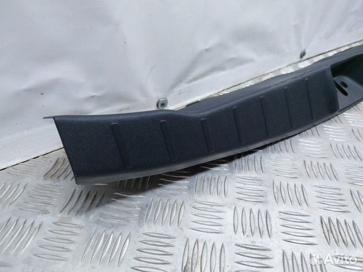 Накладка замка багажника Mitsubishi ASX