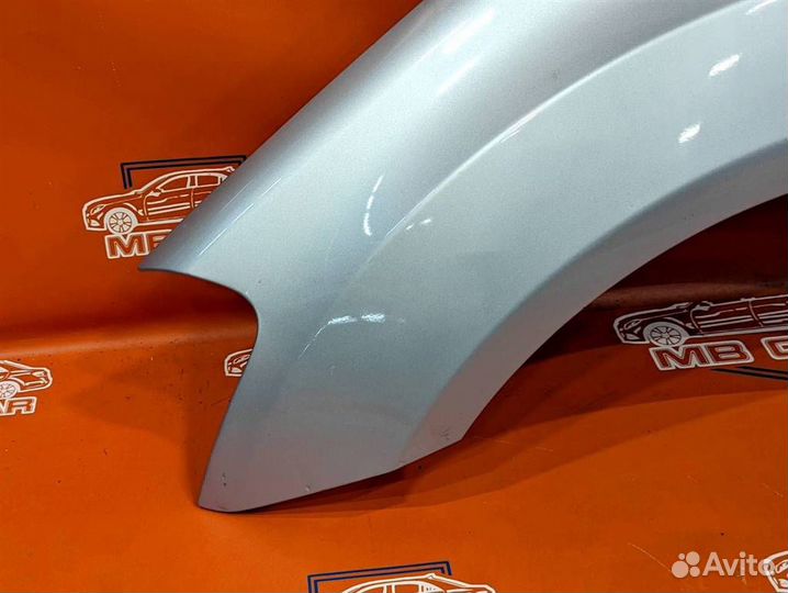 Крыло переднее левое w164 ML-class 3.0 2008