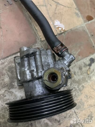 Насос гур, бачок гур Рено Renault