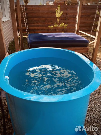 Бани на дровах. Свежие веники. Холодная купель