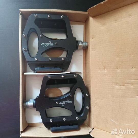 Педали для BMX