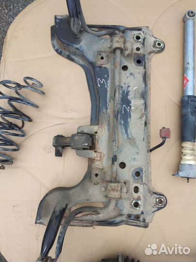 Подрамник передний Ford Fusion