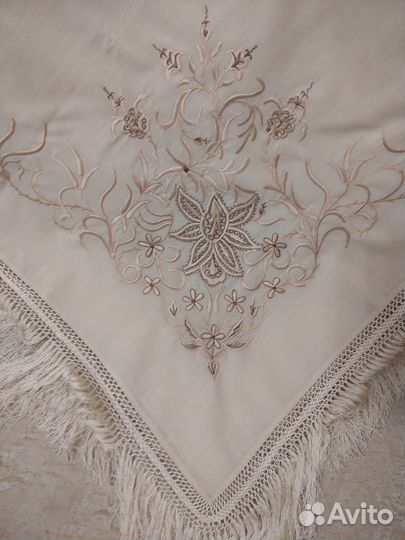 Платки старинные с вышивкой