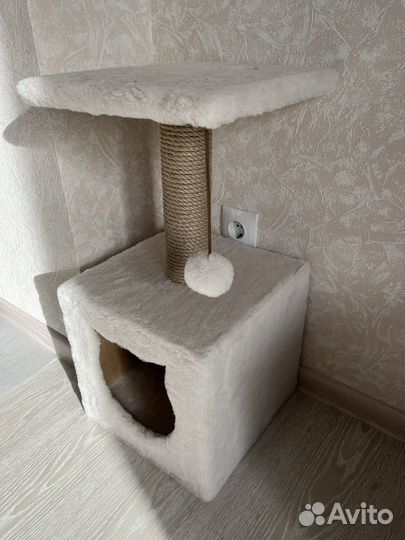 Домик для кошки с когтеточкой