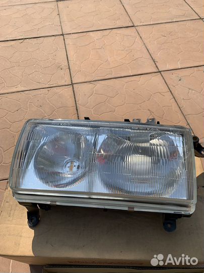 Фара передняч для ленд крузер 80