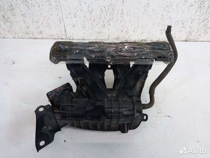 Впускной коллектор Mitsubishi Lancer X