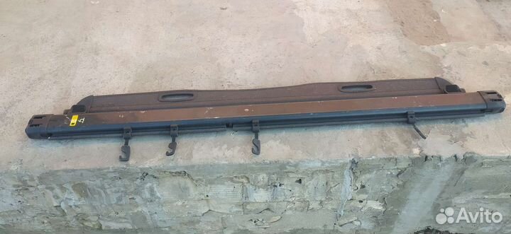 Задняя полка