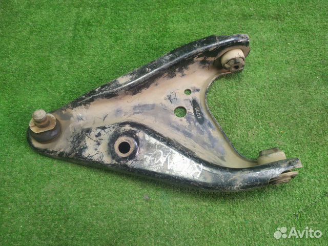 Рычаг подвески передний левый Renault Logan