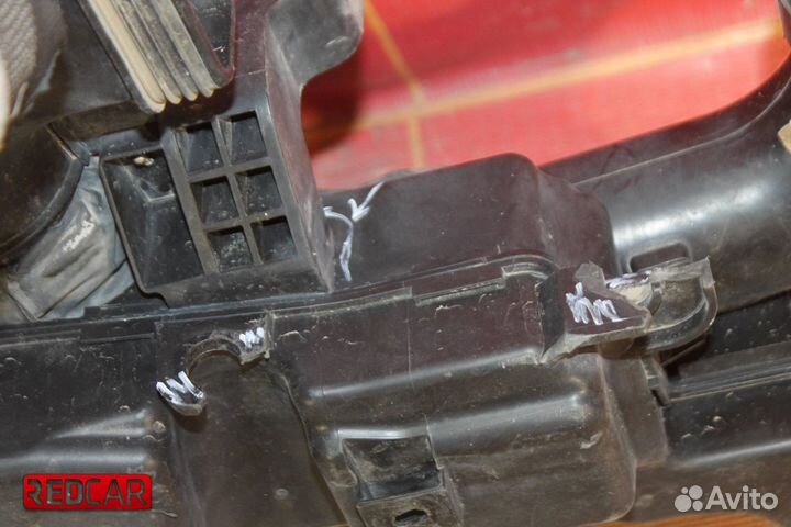 Резонатор воздушного фильтра Kia Rio 3 (11)