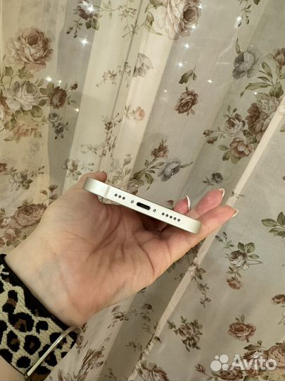 iPhone 13, 128 ГБ