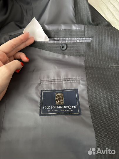 Мужской классический костюм