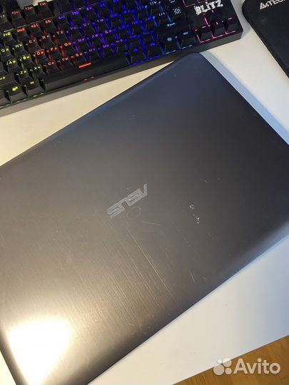 Ноутбук asus K501 UW i5 8gb gtx 960 ultra hd 4k