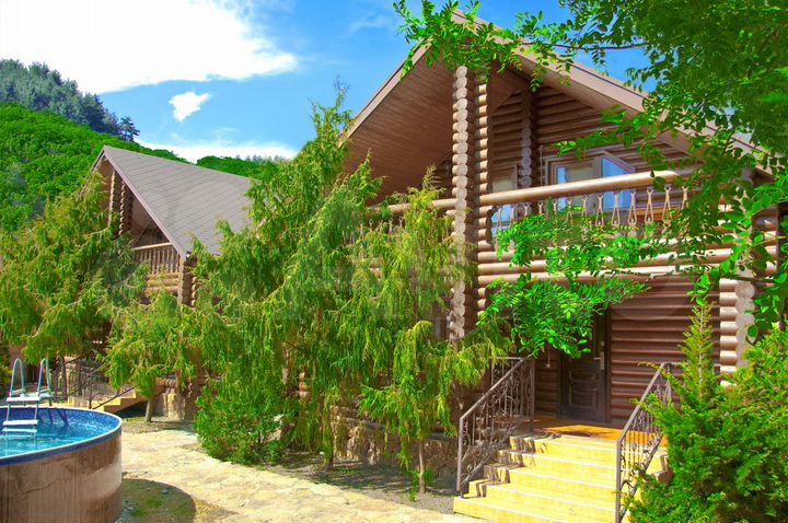 Дом 140 м² на участке 5 сот.