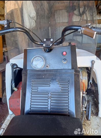 Продаётся снегоход Буран