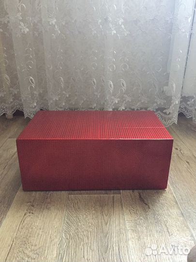 Коробка подарочная