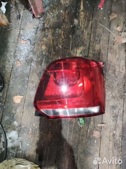 Фонарь задний правый хечбэк volkswagen polo